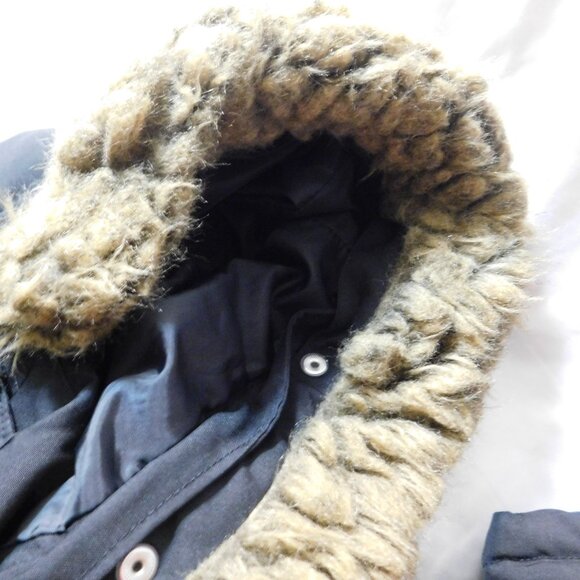 Swiss Tech Kids Parka Coat Black with Faux Fur Hood Size 6-7 - Picture 2 of 8